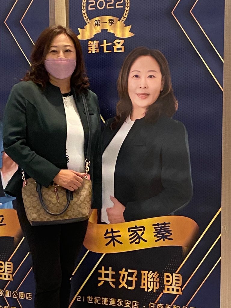 1CC97812-F4CF-4C77-A0C4-979BC7445FF2